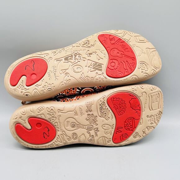 UIN Shoes Womens 10.5 Orange Canvas Abstract Art Print Slip On Casual Travel - Picture 8 of 10